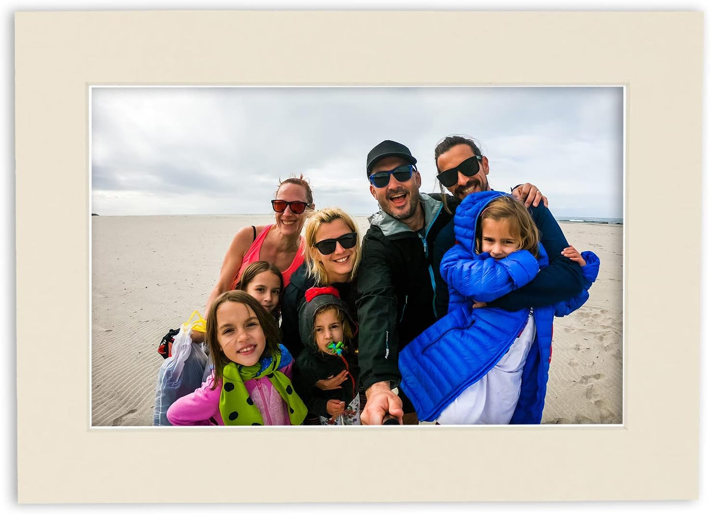 6x8 Mat for 8x10 Frame - Precut Mat Board Acid-Free Textured Cream 6x8 Photo Matte for a 8x10 Picture Frame, Premium Matboard for Family Photos, Show Kits, Art, Picture Framing, Pack of 25 Mats