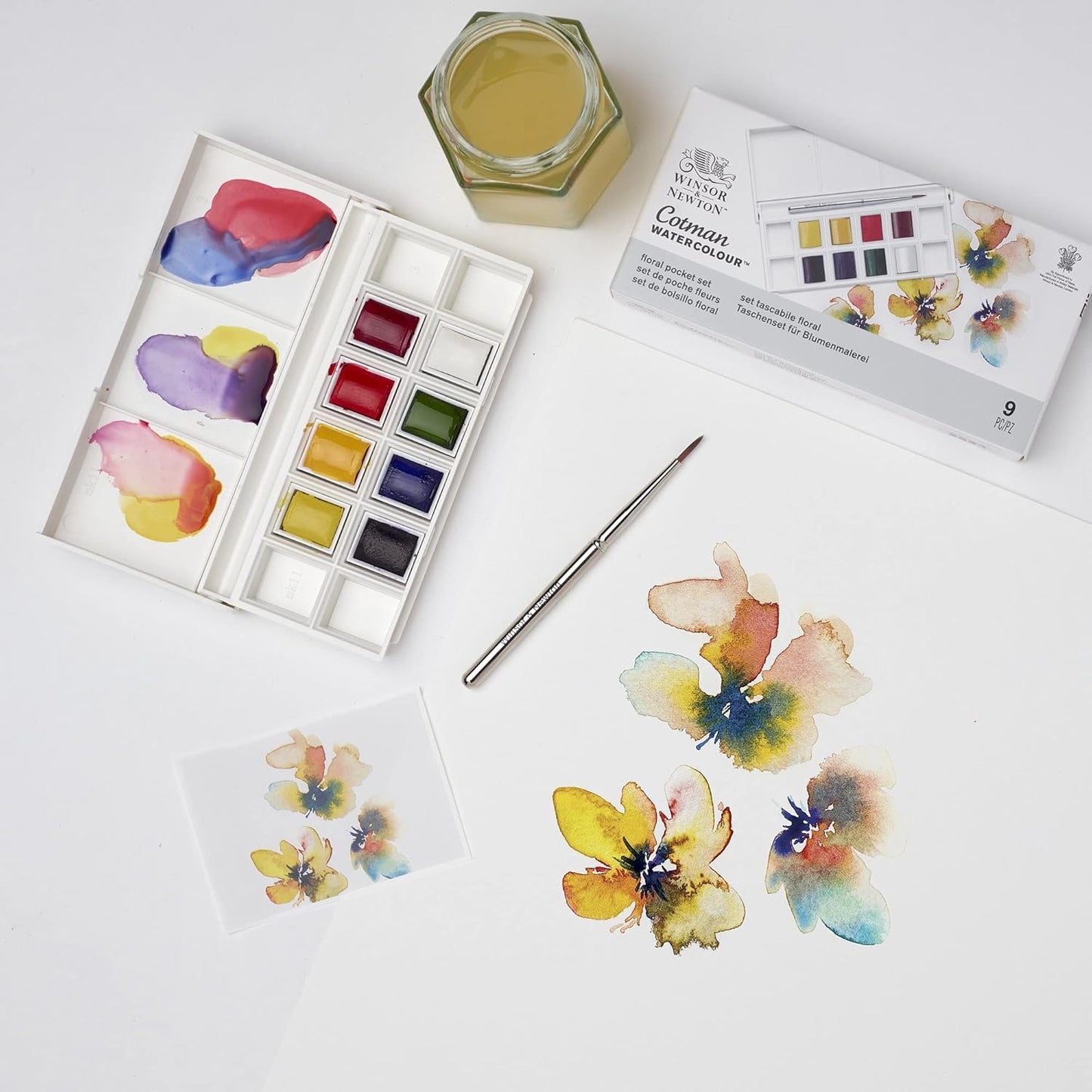 Winsor & Newton Cotman Watercolor Paint Set, 8 Half Pan, Sky Colors w/ Brush