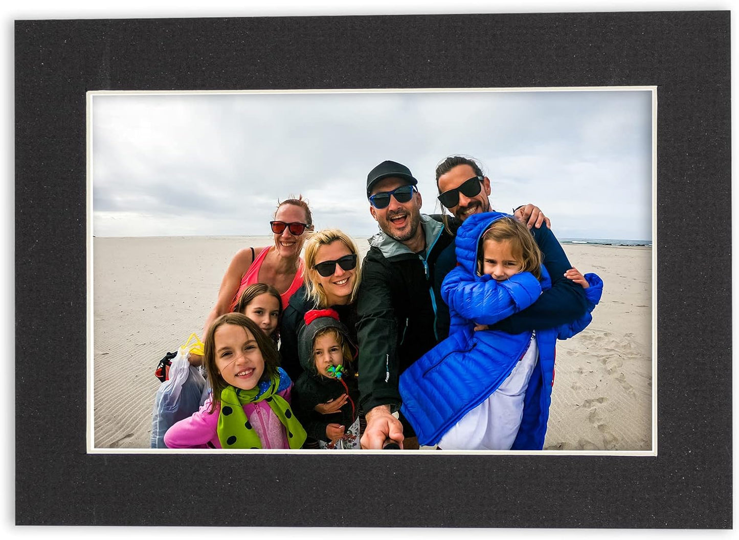 6x8 Mat for 8x10 Frame - Precut Mat Board Acid-Free Textured Black 6x8 Photo Matte for a 8x10 Picture Frame, Premium Matboard for Family Photos, Show Kits, Art, Picture Framing, Pack of 100 Mats
