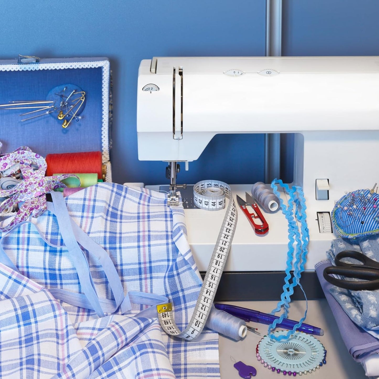 MECCANIXITY Double Fold Bias Tape for Sewing 5/8 Inch x 6 Yards Satin Pre-fold Continuous Binding Tape for Seaming Quilting Hemming Binding DIY Crafts, Dark Green