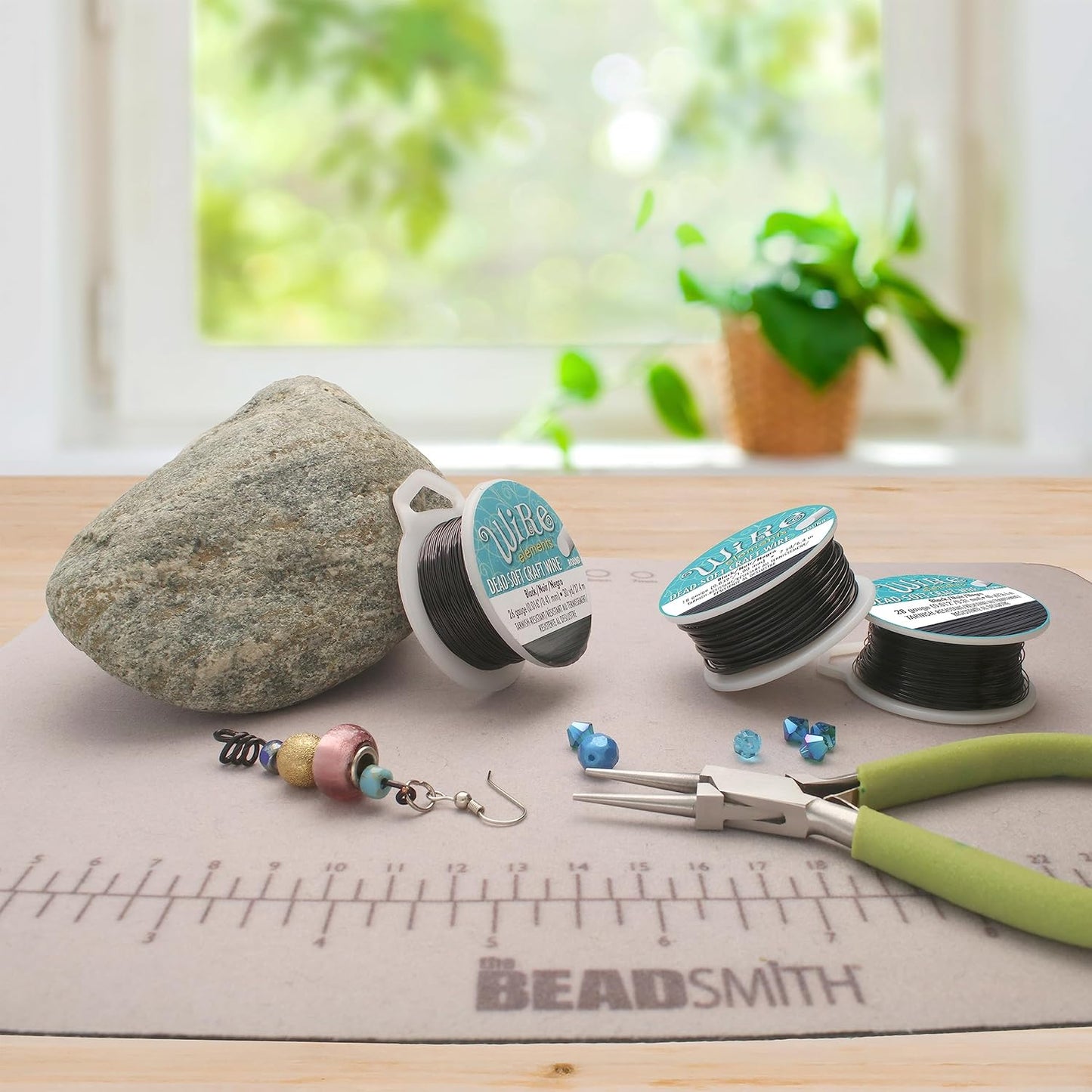 The Beadsmith Wire Elements Craft Wire – Tarnish Resistant, Soft Temper, Round, Black Color – 0.32mm, 28 Gauge, 40 Yard Spool – Jewelry Making, Wire Wrapping, Floral, & Other DIY Crafts