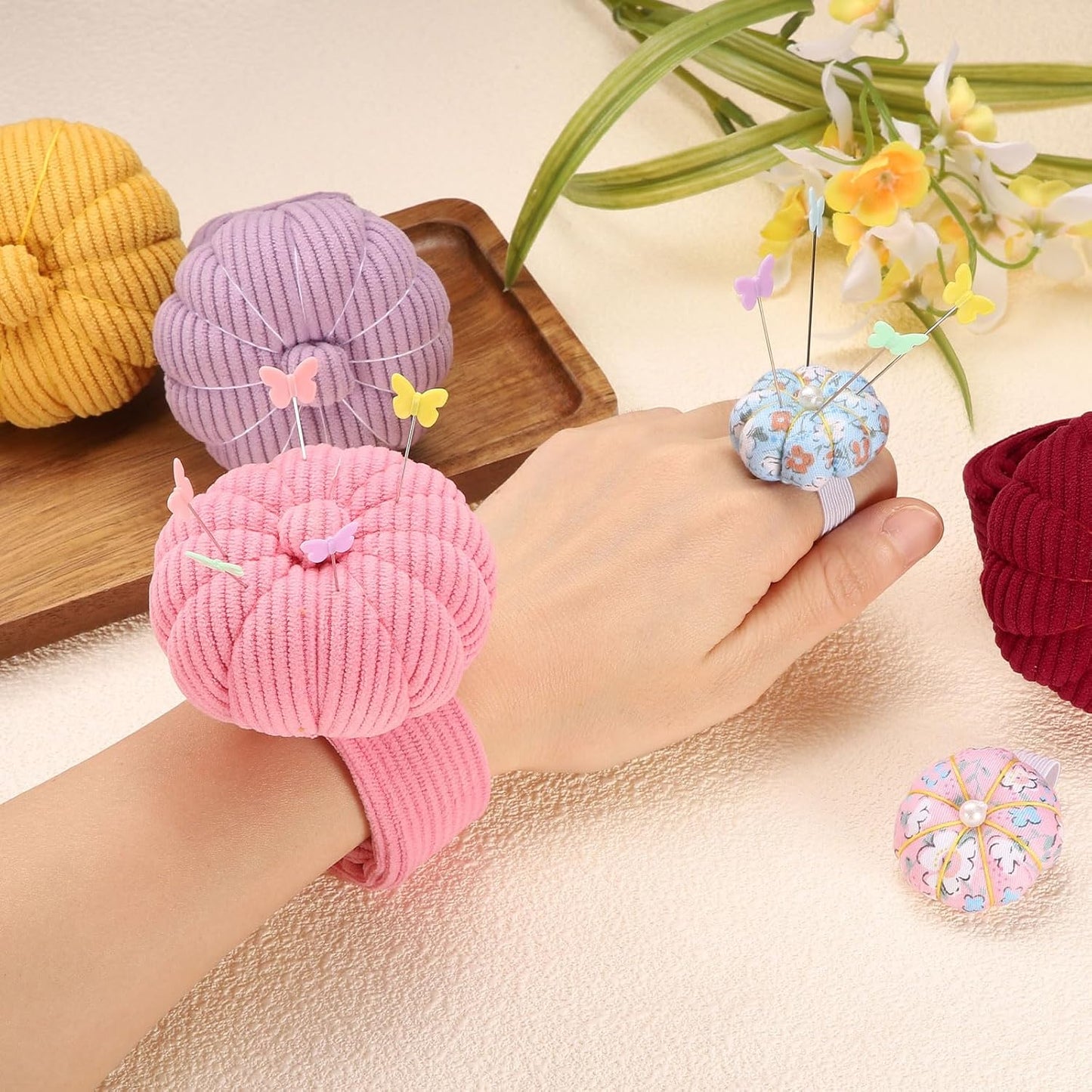 HARFINGTON Wrist Pin Cushions, Sewing Needle Pin Cushion Adjustable Strap with Elastic Strap Finger Ring Pincushions Fit All Wrist Sizes for Sewing Quilting Needlework DIY Crafts, Yellow/Blue