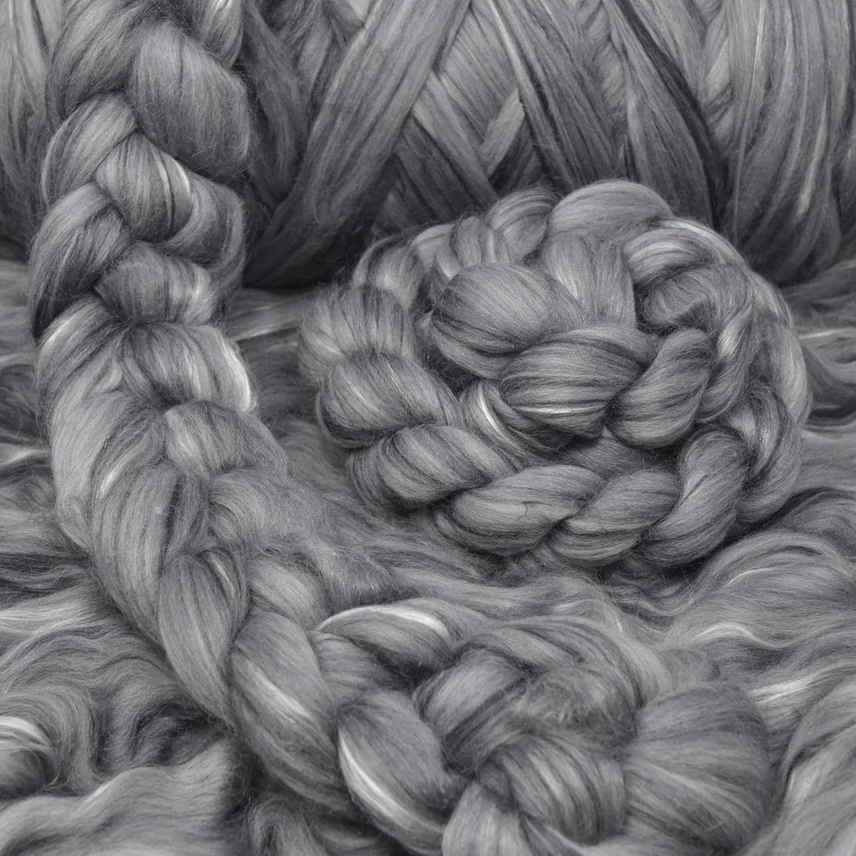 Merino Silk Luxe Tonal Designer Blend. Superfine Merino, Mulberry Silk, Tussah Silk. Top Roving for Spinning or Felting. Stardust 1oz