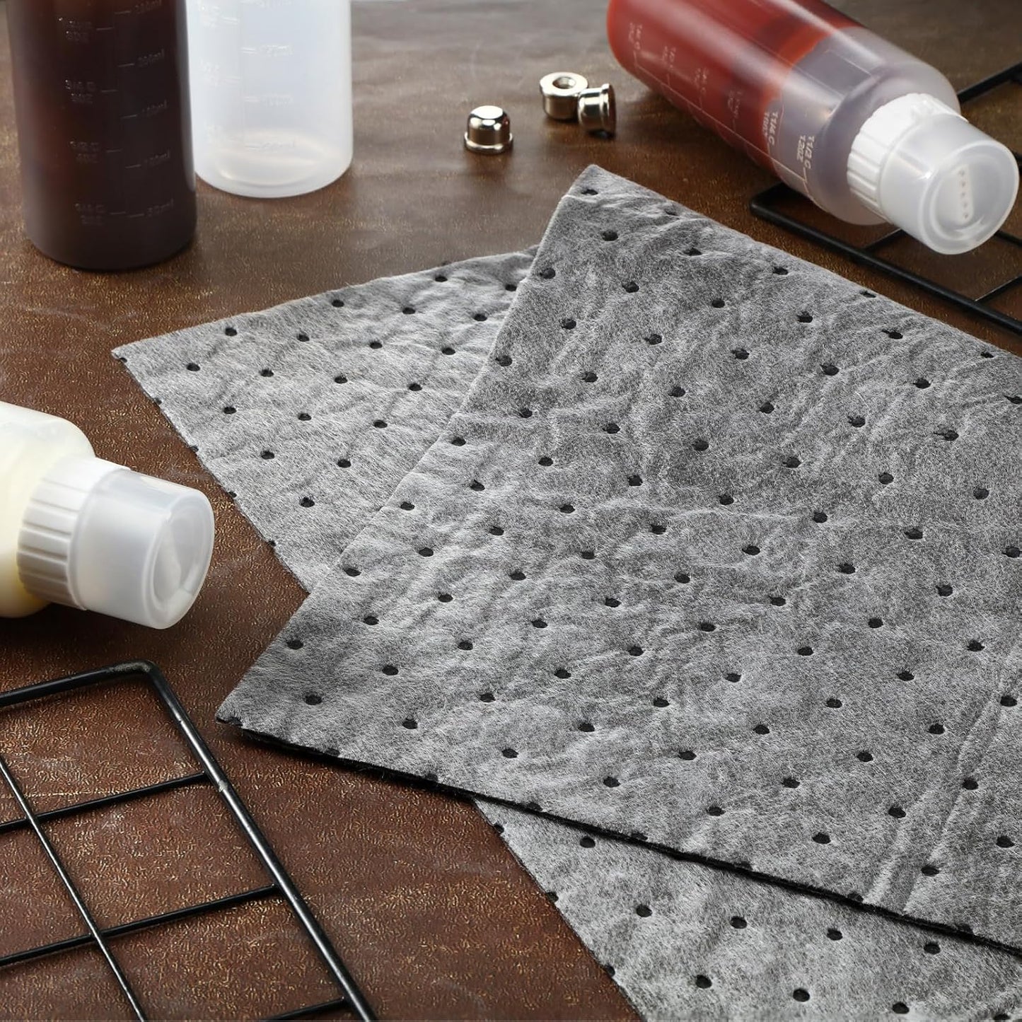 Hoolerry Oil Absorbent Pads Weight Dimpled Pad Garage Accessories Water Absorbent Mat Oil Spill Mat for Absorbing Protecting Home Garage Basement (13.5 x 17.5 Inch,Gray,30 Pcs)